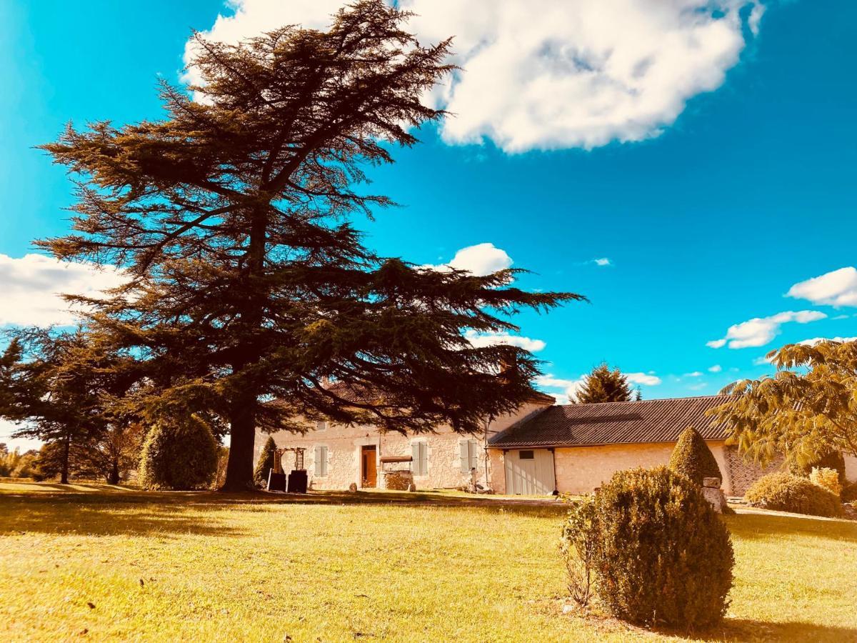 L'Adeenne Gondrin Luaran gambar